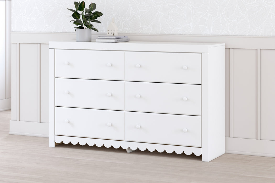 Mollviney Six Drawer Dresser