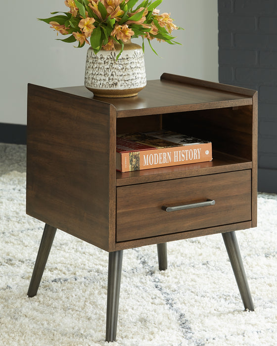 Ashley Express - Calmoni Square End Table